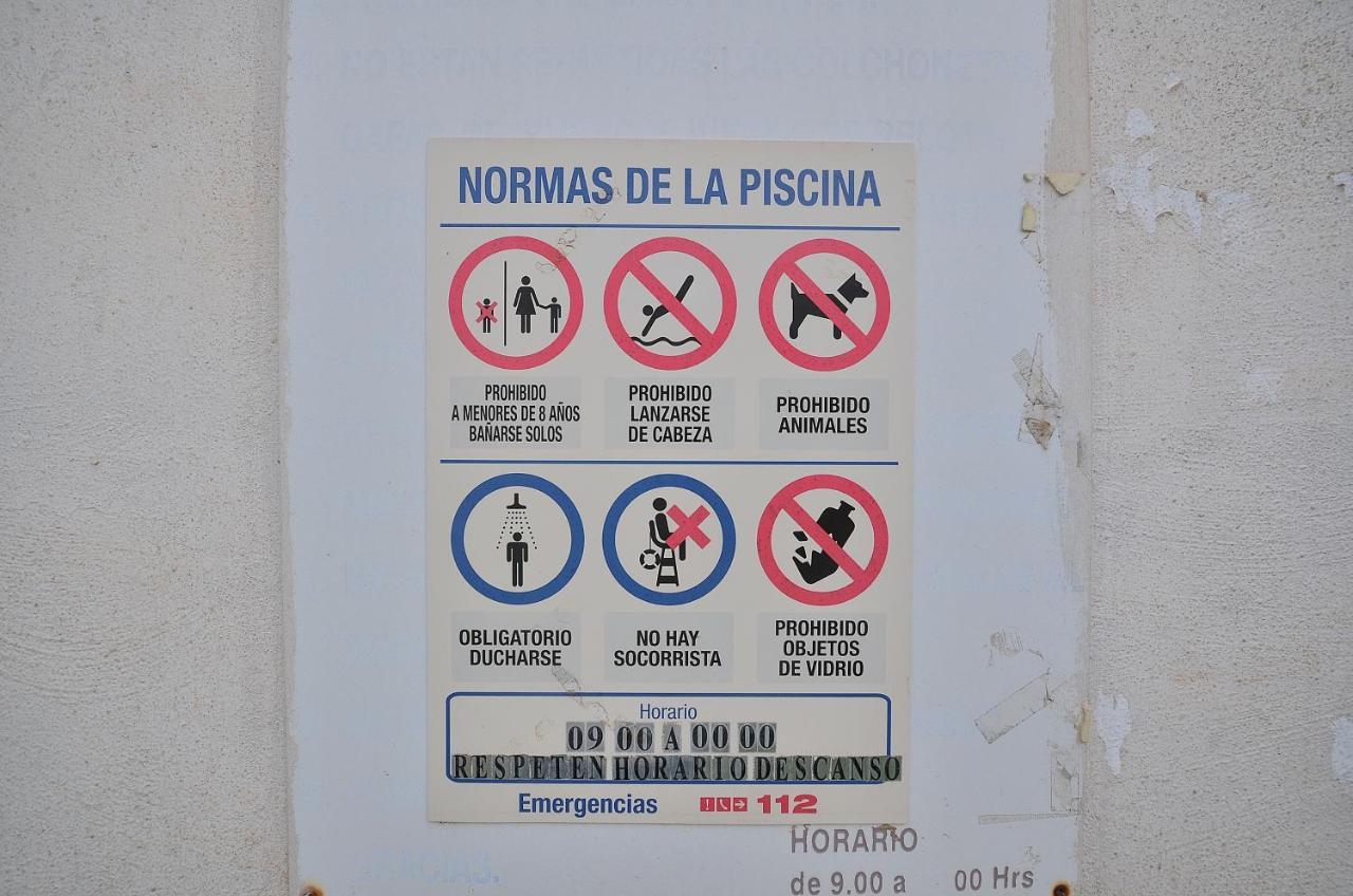 Вилла Agradable Adosado Con Piscina, Duchas Hidromasaje Торевьиа Экстерьер фото